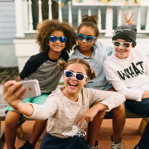 Солнцезащитные очки для подростков Babiators Aces Navigators. Электрик, 6-14 лет, голубые, серебряные линзы Babiators