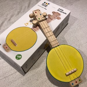 Музыкальная игрушка Банджолеле 37 см, дерево Plan Toys фото 2