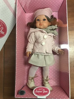 Кукла "Белла" в зимнем наряде, 45 см, уцененный Antonio Juan Munecas фото 2