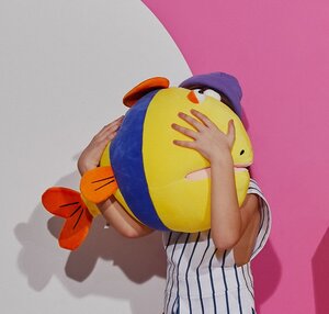 Мягкая игрушка-подушка Рыбка Морти 50 см с кармашком для рук, Ocean Collection Orange Toys фото 1