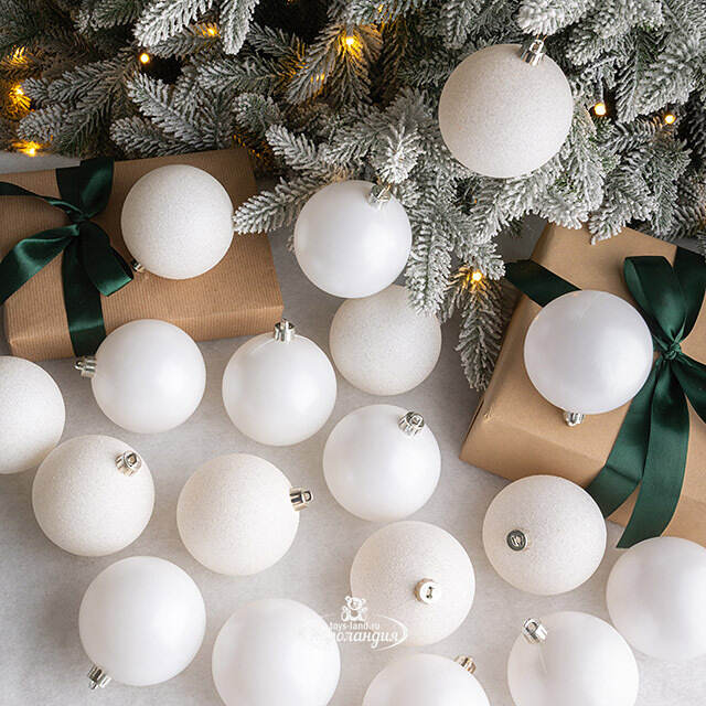 Набор пластиковых шаров Grande Collection - Белый, 8 см, 34 шт Winter Deco