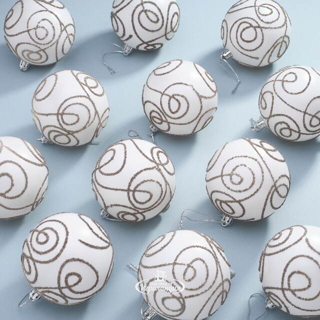 Набор пластиковых шаров Блестящий Пируэт 8 см молочный, 12 шт Kaemingk