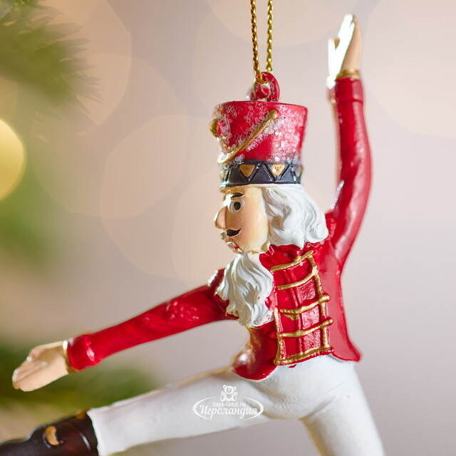 Елочная игрушка Щелкунчик в танце - Дол Гулдур 12 см Winter Deco
