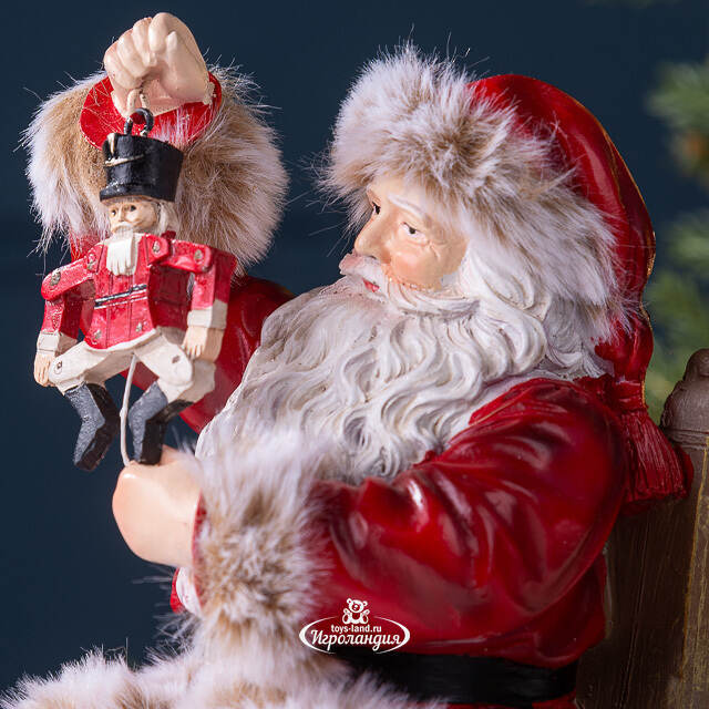 Фигурка Санта Клаус со щелкунчиком в красном кафтане - Merry Christmas 19 см Winter Deco