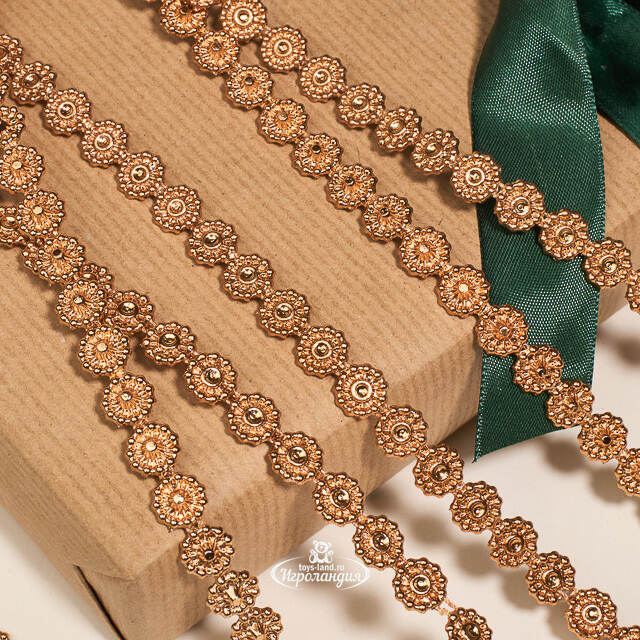 Бусы на елку Vintage Lace - Braun 270 см, пластиковые Winter Deco