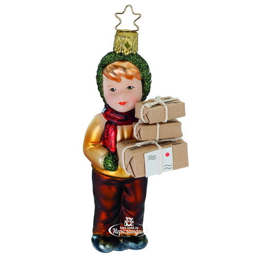 Стеклянная елочная игрушка Мальчик Эндрю с посылками 12 см, подвеска Inge Glas