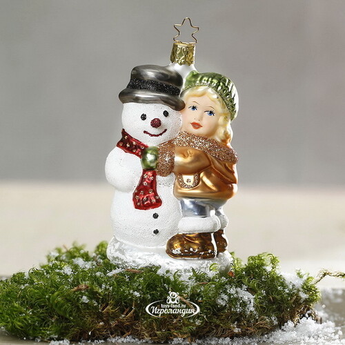 Стеклянная елочная игрушка Девочка Клэри со снеговиком 12 см, подвеска Inge Glas