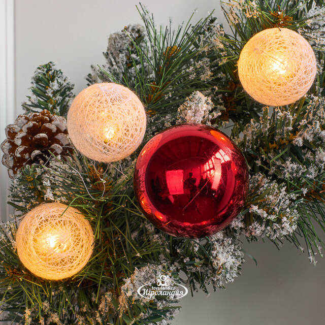 Венок с лампочками Kaprun Red заснеженный 45 см, 10 теплых белых LED ламп, таймер, на батарейках, ЛЕСКА + ПВХ Edelman