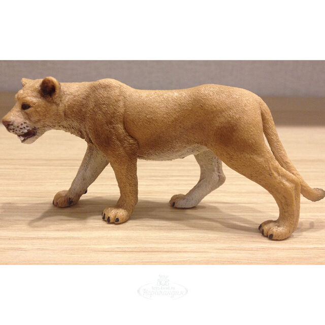 Фигурка Львица 11 см Schleich