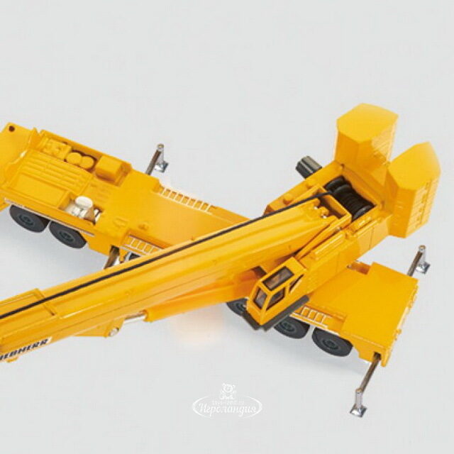 Автокран Liebherr с телескопической стрелой 1:87, 23 см SIKU