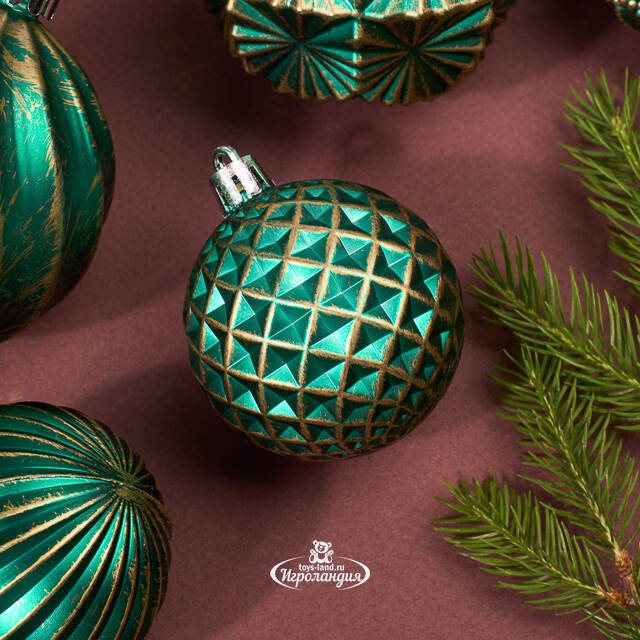 Набор пластиковых шаров Divine 6-8 см, 24 шт, зеленый с золотым Winter Deco