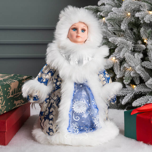 Игрушка под елку Снегурочка 35 см, в синей шубке Serpantin