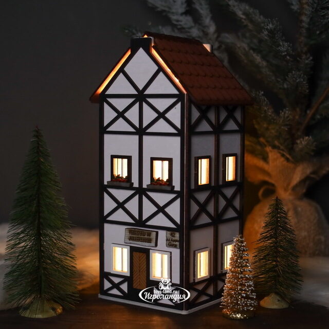 Домик с подсветкой Бавария 32 см Christmas Apple