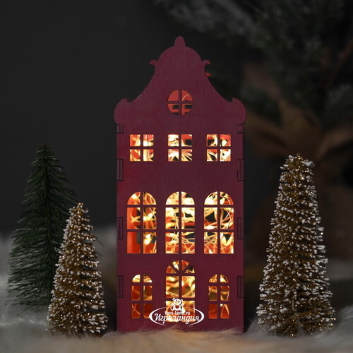 Домик с подсветкой Амстердам 20 см сливовый Christmas Apple