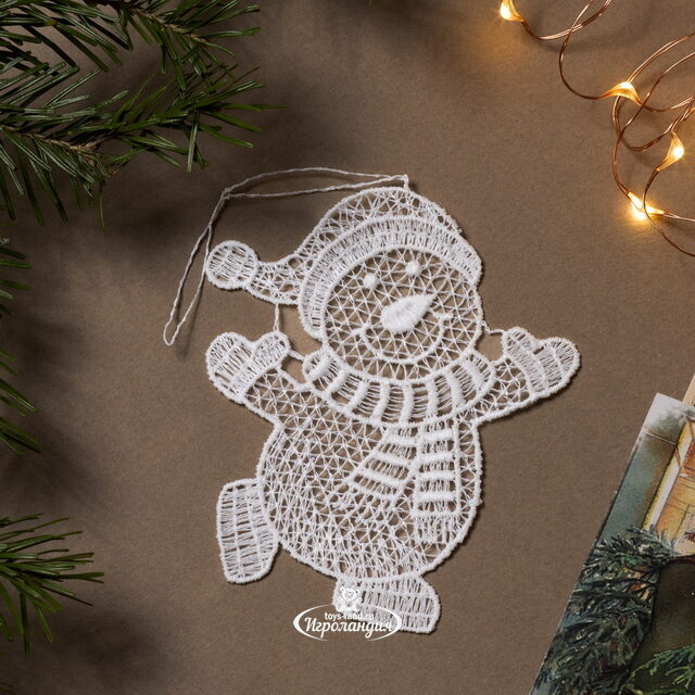 Кружевная елочная игрушка Снеговичок - White Lace 9 см Vogel