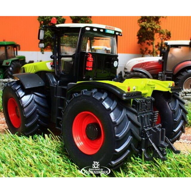 Трактор Claas Xerion 5000 1:32, 24 см SIKU (Сику)