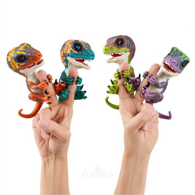 Интерактивный динозавр Рейзор Fingerlings WowWee 12 см фиолетовый с зеленым Fingerlings