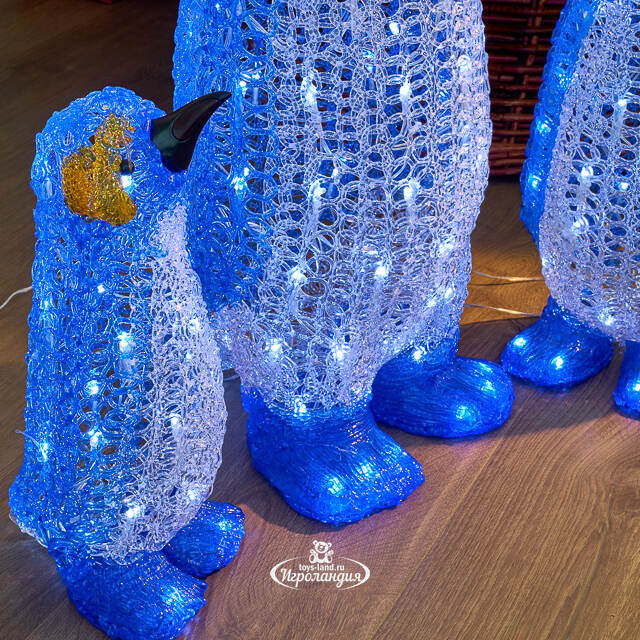 Набор светодиодных фигур Семейство Императорских Пингвинов 34-64 см, 144  холодных белых LED ламп, IP44 Winter Deco