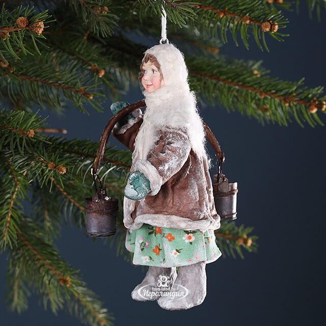 Ватная елочная игрушка Аннушка с коромыслом 13 см, подвеска Winter Deco