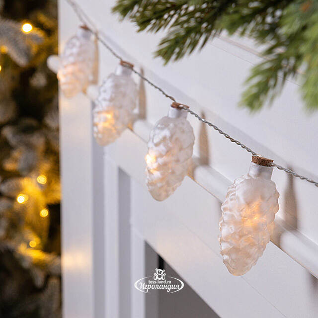 Светодиодная гирлянда Шишки - Perfecto 1.75 м, 8 теплых белых LED ламп, прозрачный ПВХ, на батарейках, IP20 Kaemingk