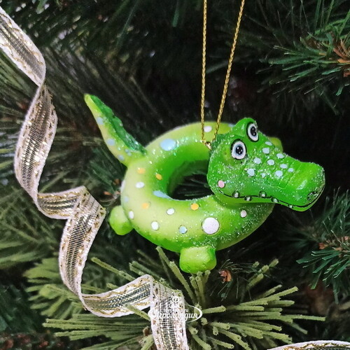 Ёлочная игрушка Круг для плавания - Зелёный Крокодил 9 см, подвеска Goodwill