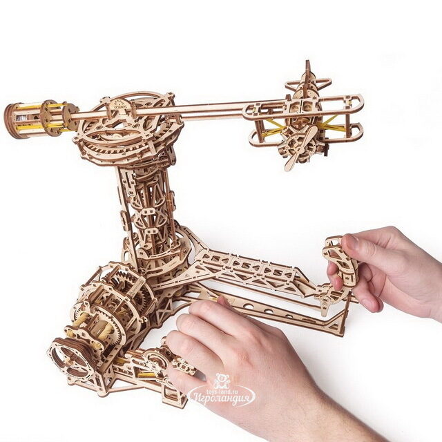 Деревянный конструктор Ugears Авиатор 40*34 см, 726 эл Ugears