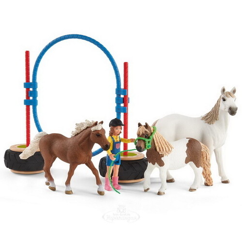 Игровой набор Прыжки в конюшне с фигурками и аксессуарами Schleich