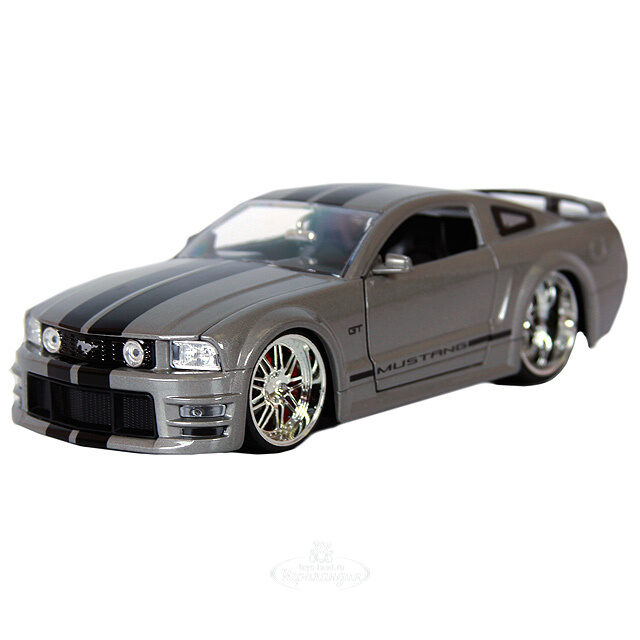 Модель машины "2006 Ford Mustang GT", 1:24, металл, серый Jada Toys