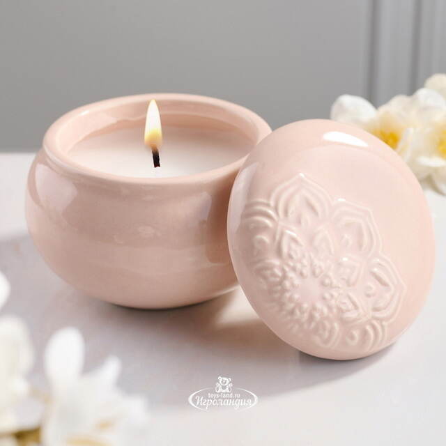 Ароматическая свеча Barnsley Cotton 9 см пудровая Koopman