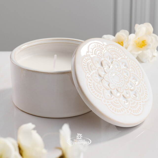 Ароматическая свеча Cotton Rocher 10 см, в фарфоровом стакане Koopman