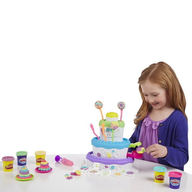 Набор для лепки Play-Doh: Праздничный торт с инструментами Hasbro