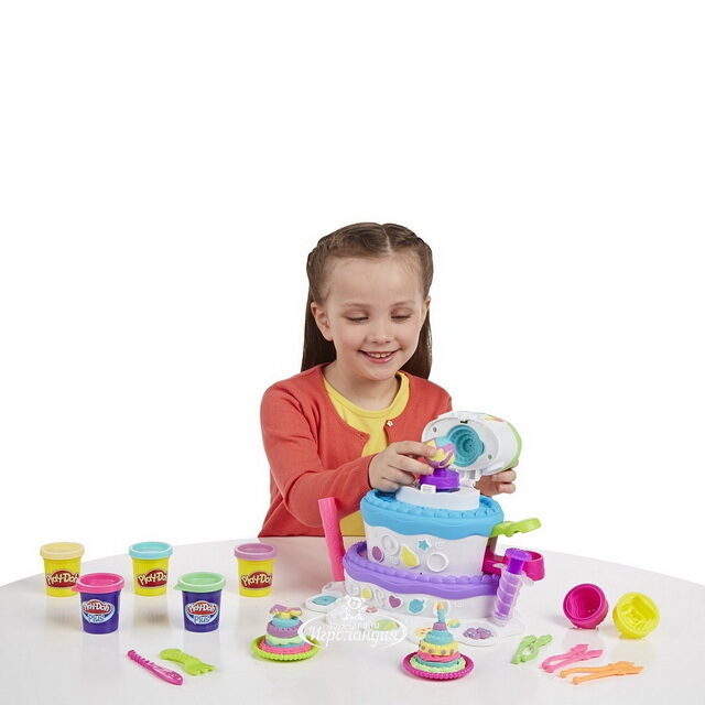 Набор для лепки Play-Doh: Праздничный торт с инструментами Hasbro