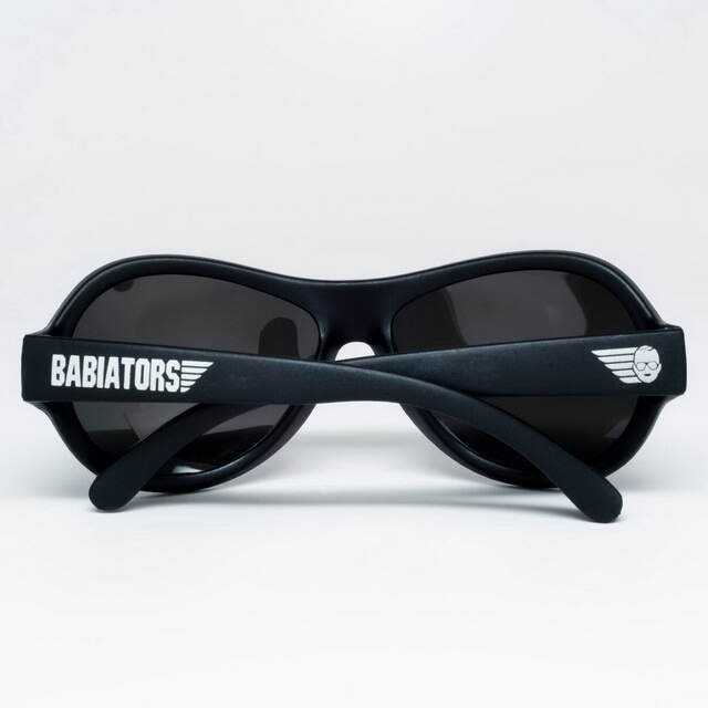 Детские солнцезащитные очки Babiators Polarized. Спецназ, 0-2 лет, черный, чехол Babiators (Бэбиаторс)