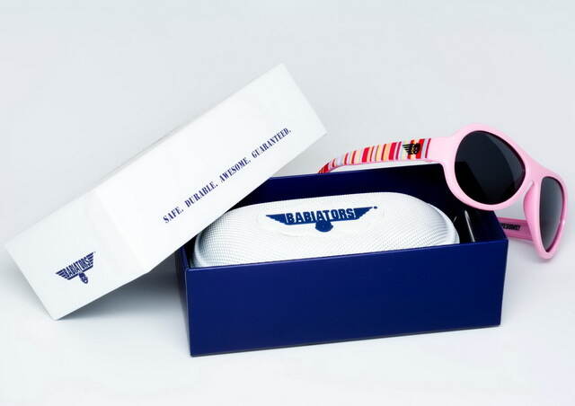 Детские солнцезащитные очки Babiators Polarized. Радуга, 0-2 лет, чехол Babiators (Бэбиаторс)