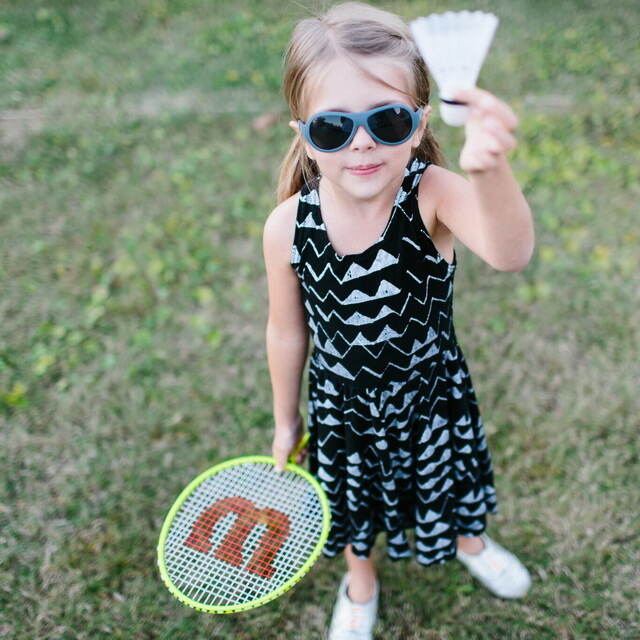 Детские солнцезащитные очки Babiators Polarized. Камуфляж, 3-5 лет, серый, чехол Babiators