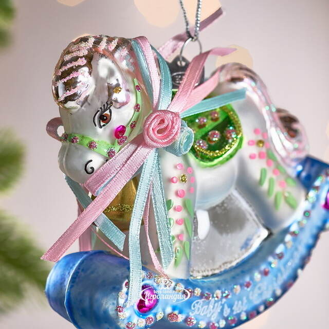 Стеклянная елочная игрушка Лошадка-Качалка Милти 10 см Kurts Adler