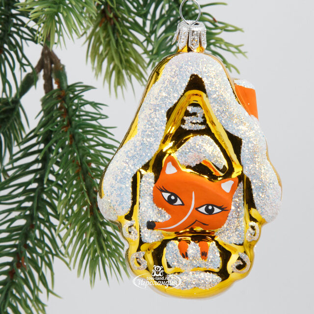 Стеклянная елочная игрушка Домик с Лисой 8.5 см золотой, подвеска Фабрика Елочка