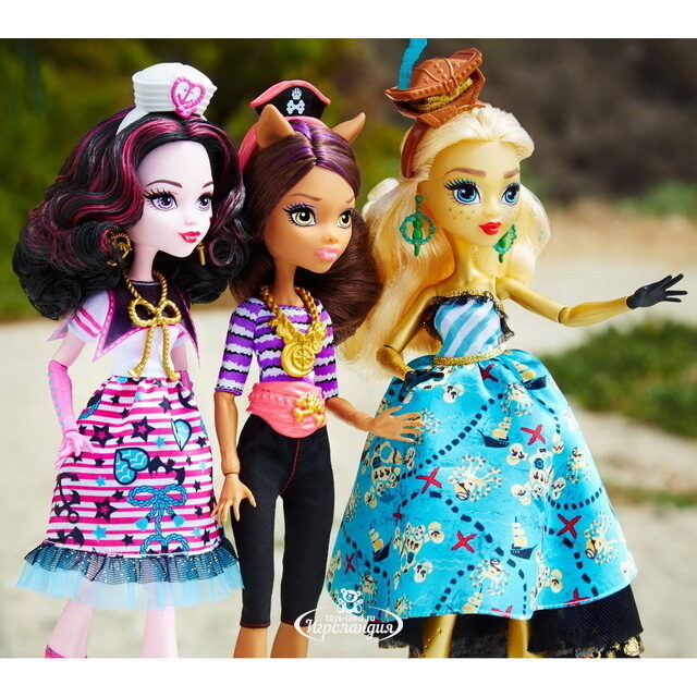 Кукла Дракулаура с питомцем Пиратская авантюра - Кораблекрушение 26 см (Monster High) Mattel