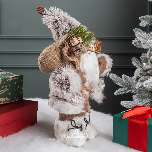 Фигура под елку Санта - Скандинавский кудесник с подарками 25 см Peha