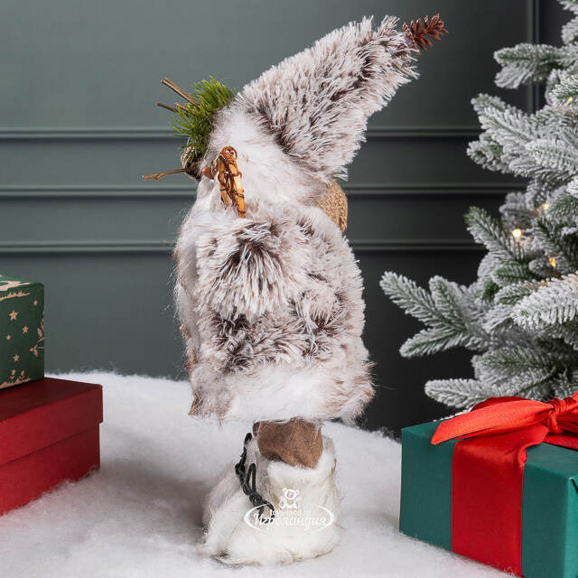 Фигура под елку Санта - Скандинавский кудесник с подарками 25 см Peha