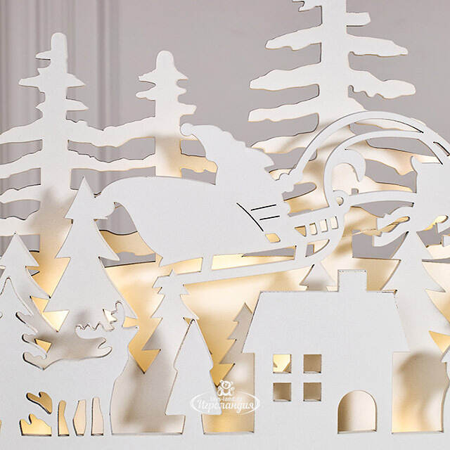 Новогодний светильник Санта в снежном лесу 23 см, на батарейках Koopman (Купман)