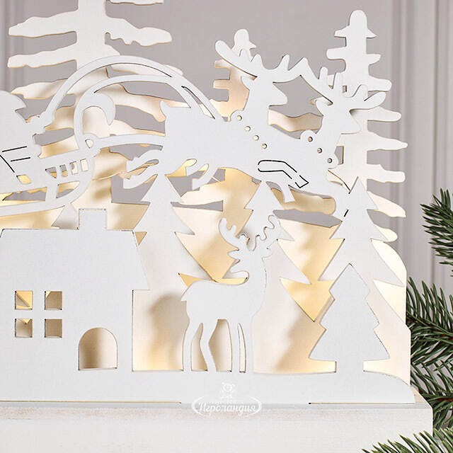 Новогодний светильник Санта в снежном лесу 23 см, на батарейках Koopman (Купман)