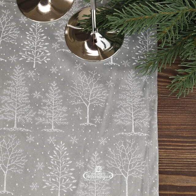 Новогодняя дорожка Шварцвальд 150*32 см светло-серая Koopman