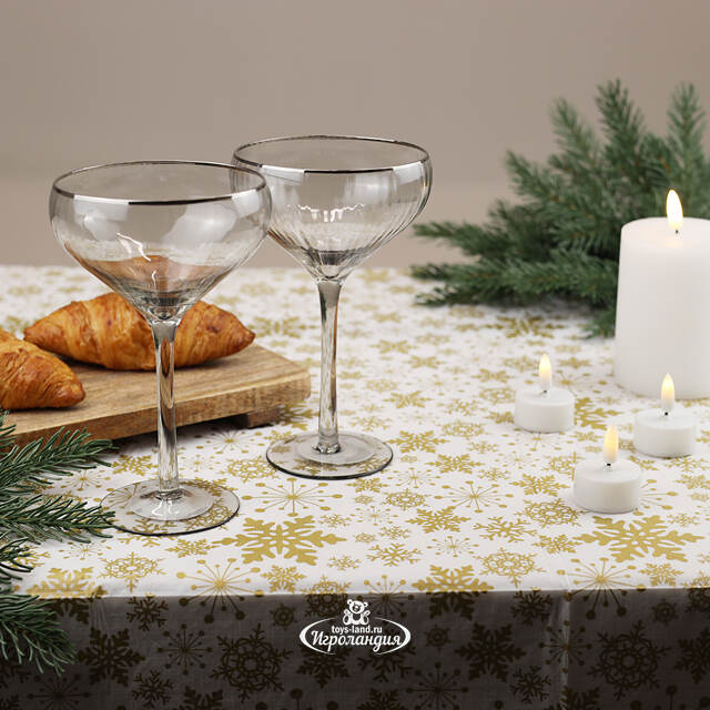 Новогодняя скатерть Праздничные Снежинки 180*130 см золотистая Koopman