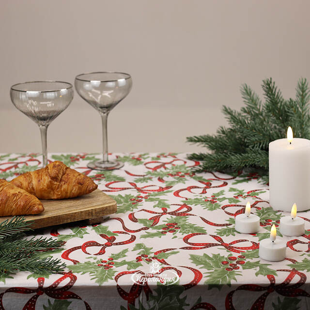 Новогодняя скатерть Праздничный Остролист 180*130 см Koopman