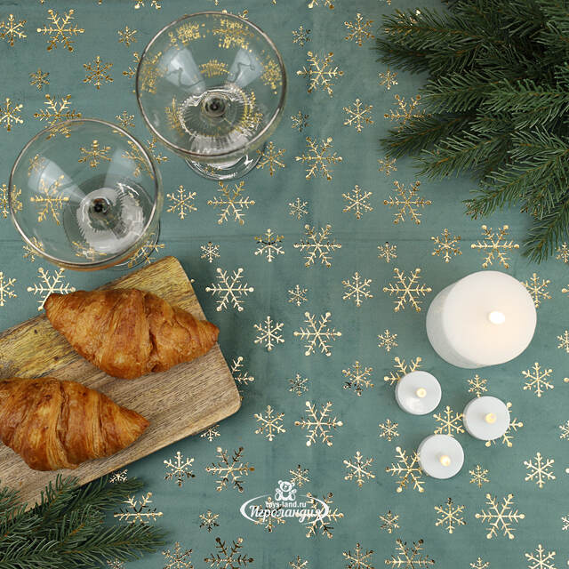 Новогодняя скатерть Снежный Вихрь 180*140 см голубая Kaemingk