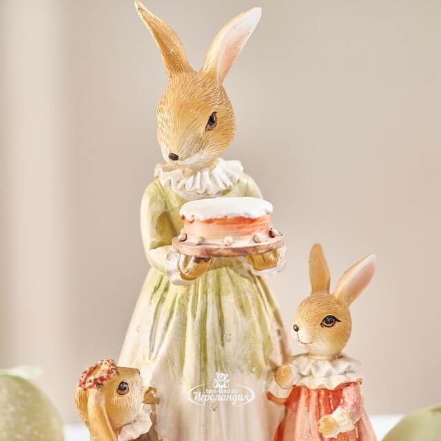 Декоративная фигурка Rabbit Family - Праздничный торт 21 см Goodwill