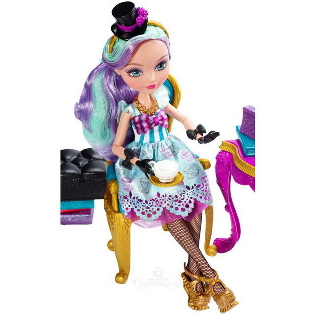 Игровой набор с куклой Меделин Хеттер Чайная вечеринка (Ever After High) Mattel