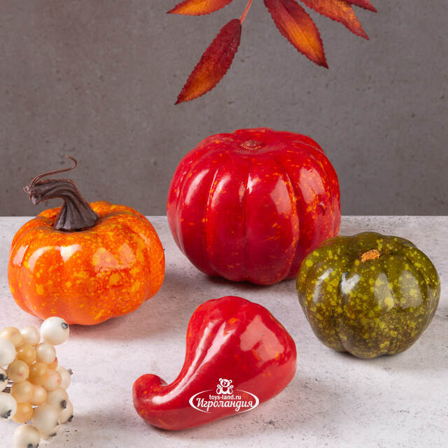 Декоративные фигурки Дары Осени с зеленой тыквой 4 шт Koopman