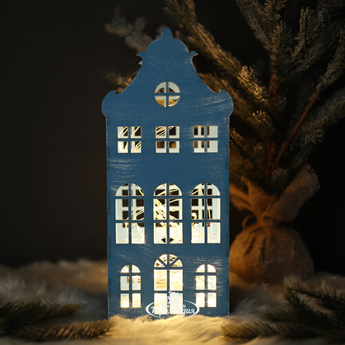 Домик с подсветкой Амстердам 37 см голубой Christmas Apple